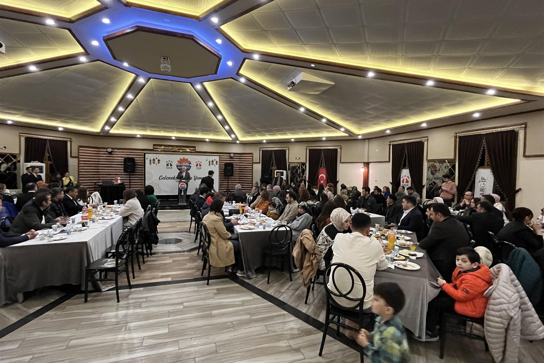 Bafra Genç İş İnsanları Derneğimiz İftarda Huzurevi Sakinlerini Misafir Etti